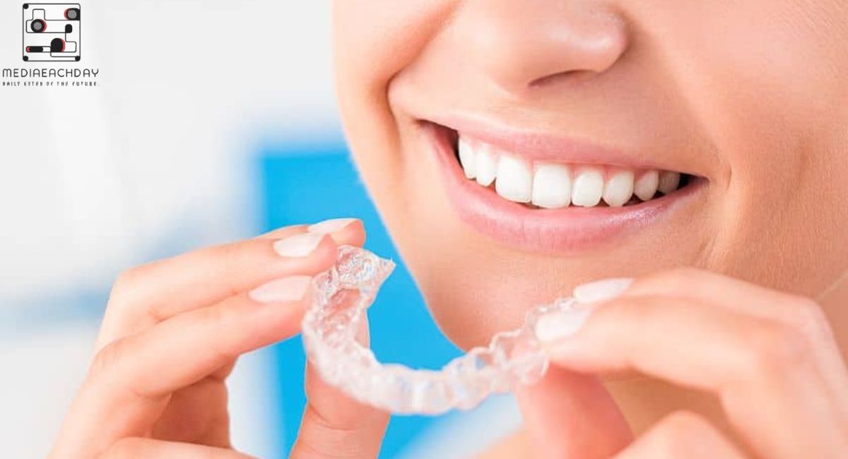does-invisalign-change-face-shape-a-dentist-explains