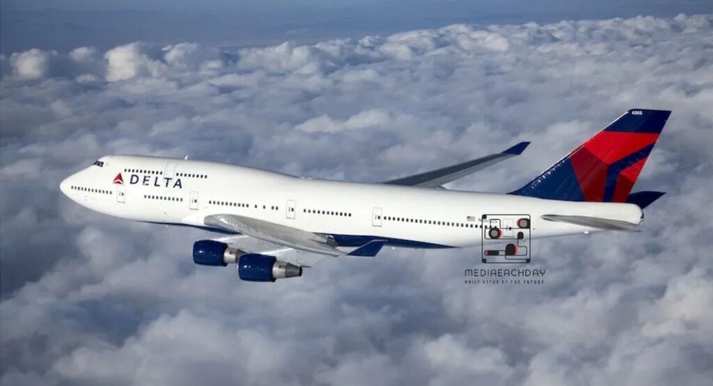 delta flight dl275 japan diversion lax