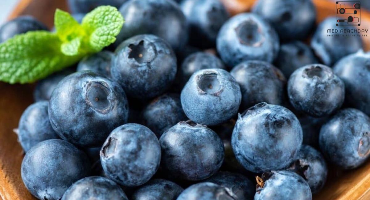 naturally blue foods